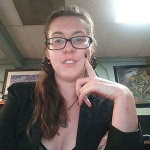 Meet your Posher, Rae